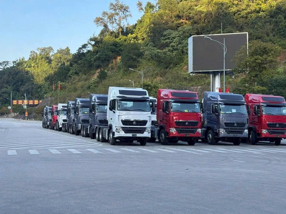 Đầu Kéo Howo Sinotruck T7H